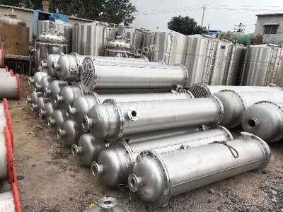 常年上門回收200平方列管式冷凝器及二手化工設備